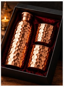 Botella de Agua de Cobre Grabada de Diseño Vintage, Juego de Termo Tallado con 2 Tazas, Caja de Regalo Ecológica - Product Image 5