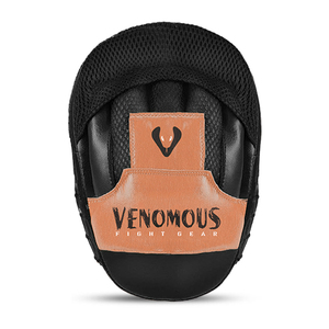 Guantes de Boxeo Venomous Fight Gear, Color Negro y Naranja, Cuero Transpirable, Cierre de Gancho y Bucle, Equipo de Protección Profesional - Product Image 3