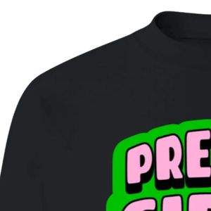 Sudadera de cuello redondo con estampado gráfico exclusivo para chicas, negra, de manga larga, puños acanalados, informal, de forro polar para mujer, estilo urbano. - Product Image 2