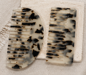 Natural Buffalo Horn Eco-Friendly Durable Handmade Wide Tooth Detangling Anti-Static Hair - Product Image 6