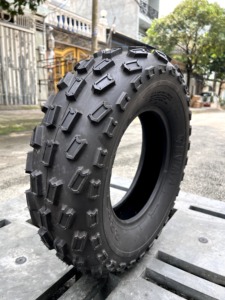 Pneu ATV intelligent KUMA KA406, best-seller, haute qualité, en caoutchouc naturel noir, indice de plis variable, durée de vie 20000 km - Product Image 4