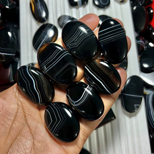 Lot de pierres précieuses en agate noire naturelle à bandes, cabochons de forme libre pour la fabrication de colliers, formes variées - Product Image 2