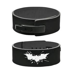 Ceinture de musculation en cuir noir et rouge avec surpiqûres contrastées, ceinture de gym robuste pour la musculation, entraînement de force du dos, ceinture de maintien lombaire - Product Image 4