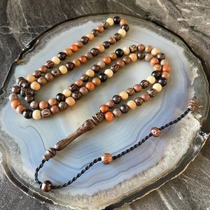 Tasbih Mala de Madera Pulida Hecho a Mano, Duradero y Ecológico, Diseñado para la Devoción, la Meditación y los Rituales Religiosos - Product Image 5