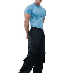 เสื้อกีฬาผู้ชายแบบคอมเพรสชั่น แขนครึ่งตัว สำหรับออกกำลังกาย วิ่ง เทรนนิ่ง ฟิตเนส แห้งเร็ว ระบายอากาศดี รับผลิตตามสั่ง ขายส่ง - Product Image 4