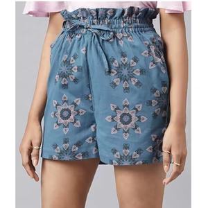 Short de bain en coton imprimé personnalisé pour femmes, respirant, écologique, tenue décontracté, vacances, taille élastique délavée pour femmes - Product Image 1