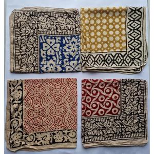 Pañuelo de algodón indio con estampado Bagru, bandana floral para mujer, hecho a mano, estilo bohemio, para la cabeza y el cuello. - Product Image 3