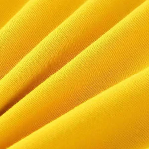 Camisetas de moda para hombre con diseños gráficos modernos, lisos y minimalistas, tela ligera, perfectas para looks informales y de estilo urbano. - Product Image 5