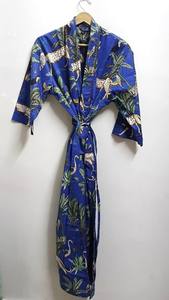 Batas Kimono de Algodón Hechas a Mano para Mujer con Estampado Tropical de Animales, Batas Kimono Largas con Estampado de Cuadros y Tigre con Cinturón, Batas para Spa y Descanso - Product Image 4