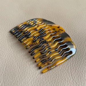 Tradebyd Handmade Resin Hair Comb Stylish Durable Hair Care <b>Tool</b> for Salon and Home Use - Product Image 5