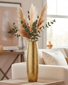 Jarrón de Latón Martillado Maxxinn con Eucalipto y Pampas Secas, Decoración Bohemia para Mesa - Product Image 2