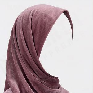 Hiyab Instantáneo Triangular de Doble Costura, Texturizado, Brillante y Elegante, Color Personalizado, Talla Grande, Estilo Étnico Musulmán para Mujer - Product Image 4