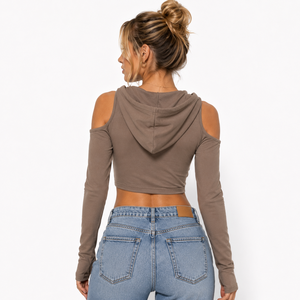 Haut court à capuche pour femme, coupe ajustée, style haute couture, avec découpes aux épaules et sur la poitrine, manches longues, personnalisable avec logo, vente en gros - Product Image 2