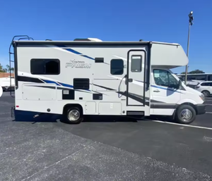 Venta al por mayor de autocaravanas Coachmen Prism Clase C usadas 2022, 2023, 2020, 20000 unidades, autocaravanas con color personalizado disponible, bajo kilometraje - Product Image 2