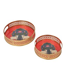 Plateau décoratif rond en métal avec motif animalier pour la table de Diwali, style bohème, motif gravé - Product Image 4