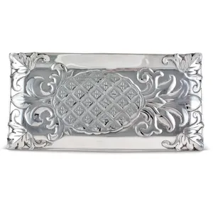 Plateau décoratif rectangulaire en métal avec motif ananas gravé, thème fruit traditionnel pour la décoration intérieure - Product Image 5