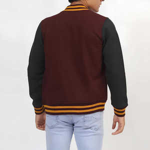 เสื้อแจ็คเก็ตวาร์ซิตี้สีแดงเลือดหมูสำหรับผู้ชาย แขนสีกรมท่า แถบสีเหลือง ทรงปกติ สวมใส่สบายๆ ในฤดูใบไม้ร่วง ปกเสื้อพับได้ ผลิตจากโพลีเอสเตอร์ - Product Image 2