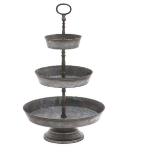 Soporte de Pastel de Aluminio de Tres Niveles, para Fiestas de Cumpleaños, Galvanizado, Precio Accesible, Hecho a Mano - Product Image 1