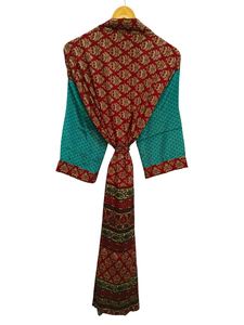Regalos para ella: Kimono de patchwork, bata larga para dormir, ropa de noche, hecho a mano en India, kimono vintage de sari de seda reciclada. - Product Image 4