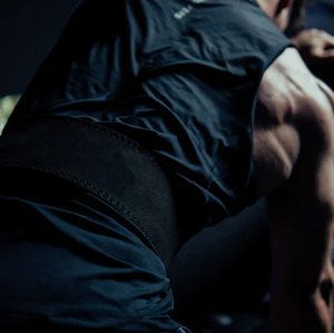 Ceinture de musculation en cuir de vachette personnalisée, faible MOQ, avec protection professionnelle, boucle robuste de 10 mm d'épaisseur pour l'entraînement en salle de sport - Product Image 6