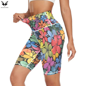 Producto de alta calidad, pantalones cortos para mujer en varios colores con estampado por sublimación, precio de fábrica, pantalones cortos deportivos para mujer más vendidos. - Product Image 4
