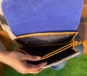 New Arrival Wholesale Embossed Cowhide Leather Crossbody <b>Bag</b> for Women High Quality Floral Design Genuine Leather <b>Shoulder</b> <b>Bags</b> - Product Image 6