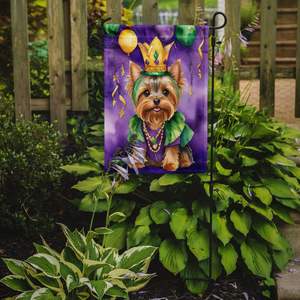 Yorkshire Terrier King Mardi Gras Bandera de jardín multicolor Buzón decorativo Patio Banner para camas de flores y obras de arte - Product Image 2