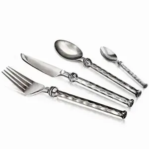 Juego de cucharas metálicas de lujo hechas de acero inoxidable de alta calidad para hoteles, restaurantes, bodas y cenas familiares diarias. - Product Image 6