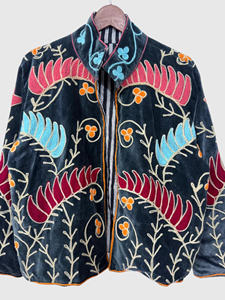 Veste en velours à col mandarin brodée à la main avec des motifs floraux, manches longues, blazer pour femme adulte, style élégant pour l'automne - Product Image 5