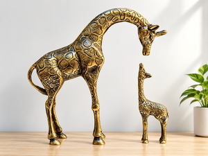 Handcrafted Brass Giraffe <b>Family</b> Sculpture Decorative Metal Animal Figurines Parent and Baby Giraffe Home Tabletop <b>Ornament</b> - Product Image 1