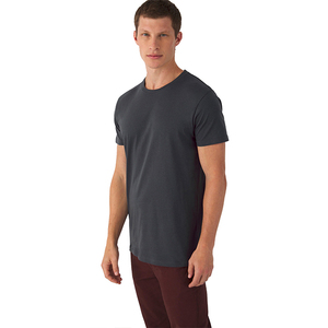 T-shirt à manches courtes pour homme, à blocs de couleur géométriques, col rond, coupe ajustée, sportif, tricoté, respirant, noir, jaune, blanc - Product Image 3