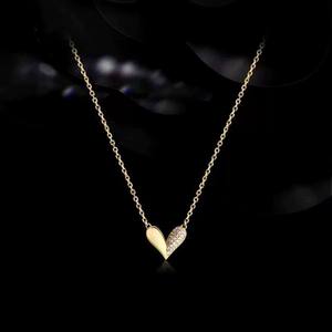 Collar con Colgante de Corazón AMBER JEWELS, Chapado en Oro de 18K, Cadena de Aleación, Estilo Minimalista, Unisex, Clásico para Bodas - Product Image 2