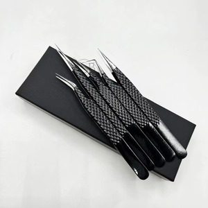 Pinces à cils professionnelles en acier inoxydable noir brillant, logo personnalisé, testées à la main, qualité supérieure, pour extensions de cils - Product Image 4