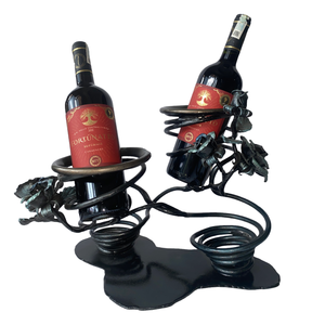 Soporte de Vino en Espiral para Dos Botellas, Estante de Vino de Hierro Forjado, Diseño Artesanal, Logotipo Personalizado, Fabricante de Vietnam - Product Image 2