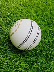 Bolas de calidad combinables, Color blanco, 156 gm, 4 piezas - Product Image 6