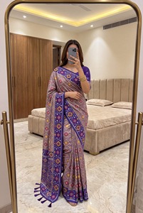 Sari indien ethnique jaune en soie douce non cousu, style Banarasi, imprimé Patola, pour mariage traditionnel indien et festivals - Product Image 3