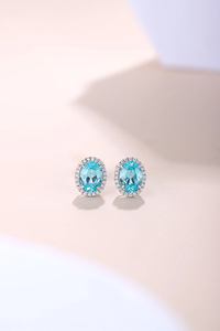 Pendientes de Aguamarina con Corte Ovalado en Oro Blanco con Halo de Diamantes, Joyería Clásica para Bodas, Certificados por IGI - Product Image 5
