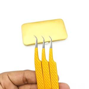 Ensemble de pinces à cils en acier inoxydable de précision, manche jaune, pointe lisse, 3 pièces pour outils d'extension de cils - Product Image 1