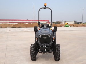 Mini Tractor VHM VT30 4WD de 26 HP con Motor Mitsubishi, Transmisión por Engranajes, Rodamientos para Países Europeos, Emisión Euro V, Certificado por la UE - Product Image 4