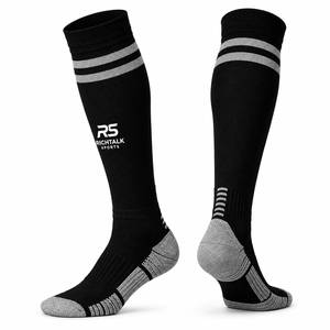 Chaussettes de sport respirantes, de haute qualité, personnalisables, pour hommes, à hauteur du genou, anti-transpiration, pour la course à pied, l'entraînement, le football - Product Image 3