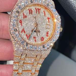 Montre de haute qualité entièrement personnalisée avec diamants cultivés en laboratoire pour hommes, montre de bijouterie hip-hop avec diamants, cadeau - Product Image 1