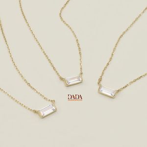 Collar Minimalista con Diamantes Baguette, Joyería Fina, Elegante y Sencilla para Mujer, Delicado Collar para Uso Diario, Regalo - Product Image 5