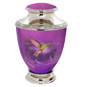 Urne funéraire de style classique pour cendres pour souvenirs Urne commémorative au design poli au prix de gros - Product Image 1