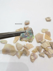 Natural White Uncut Opal Rough Gemstone Play <b>Fire</b> Raw Gemstone Jewelry Making Unpolished Loose <b>Stone</b> Supplier - Product Image 4