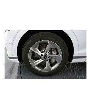 Genesis GV70 2024 2.5T Gasolina 2WD con 7,628 km, Caja de Cambios Automática, Asientos de Cuero, Volante a la Izquierda, Cámara Trasera - Product Image 5