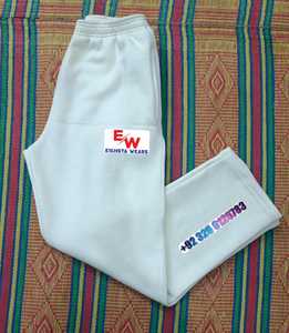 กางเกงวอร์มขายาวสีเบจทรงหลวมสำหรับผู้ชาย กางเกงลำลองเอวสูงมีเชือกผูก ปักลาย ผลิตจากโพลีเอสเตอร์/ผ้าฝ้าย รับผลิตแบบ OEM ODM - Product Image 1