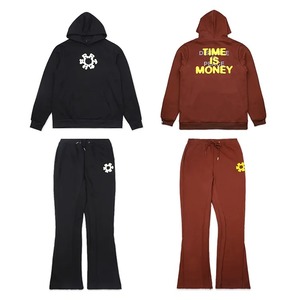 Conjunto Deportivo de Invierno Personalizado de Alta Calidad, Fabricado en Fábrica, con Serigrafía, Pantalones y Sudadera con Capucha - Product Image 1