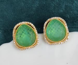 Pendientes de Oro de Primera Calidad con Doble Piedra, Estilo Minimalista, Complementan Todos los Atuendos, Ideales para Uso Casual y de Fiesta - Product Image 1