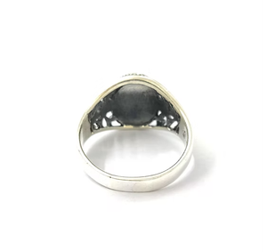 Anillo de Ónix Negro Estilo Vintage, Plata de Ley 925, Banda Texturizada con Acabado Liso, Perfecto para Uso Diario - Product Image 4