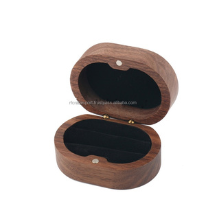 Caja de madera clásica de lujo para el hogar Hotel restaurante productos de tendencia caliente para boda caja de anillo sostenible para boda - Product Image 3